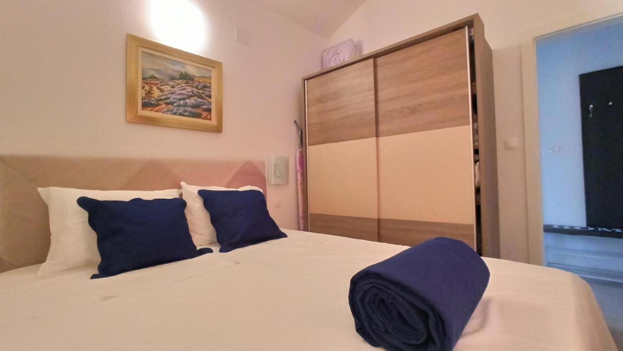 Jakopovic Apartments Rogoznica  Bagian luar foto