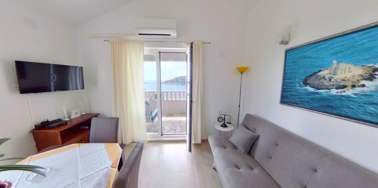 Jakopovic Apartments Rogoznica  Bagian luar foto